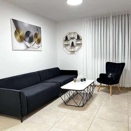 Spat Vip Apartment บัตยัม ภายนอก รูปภาพ