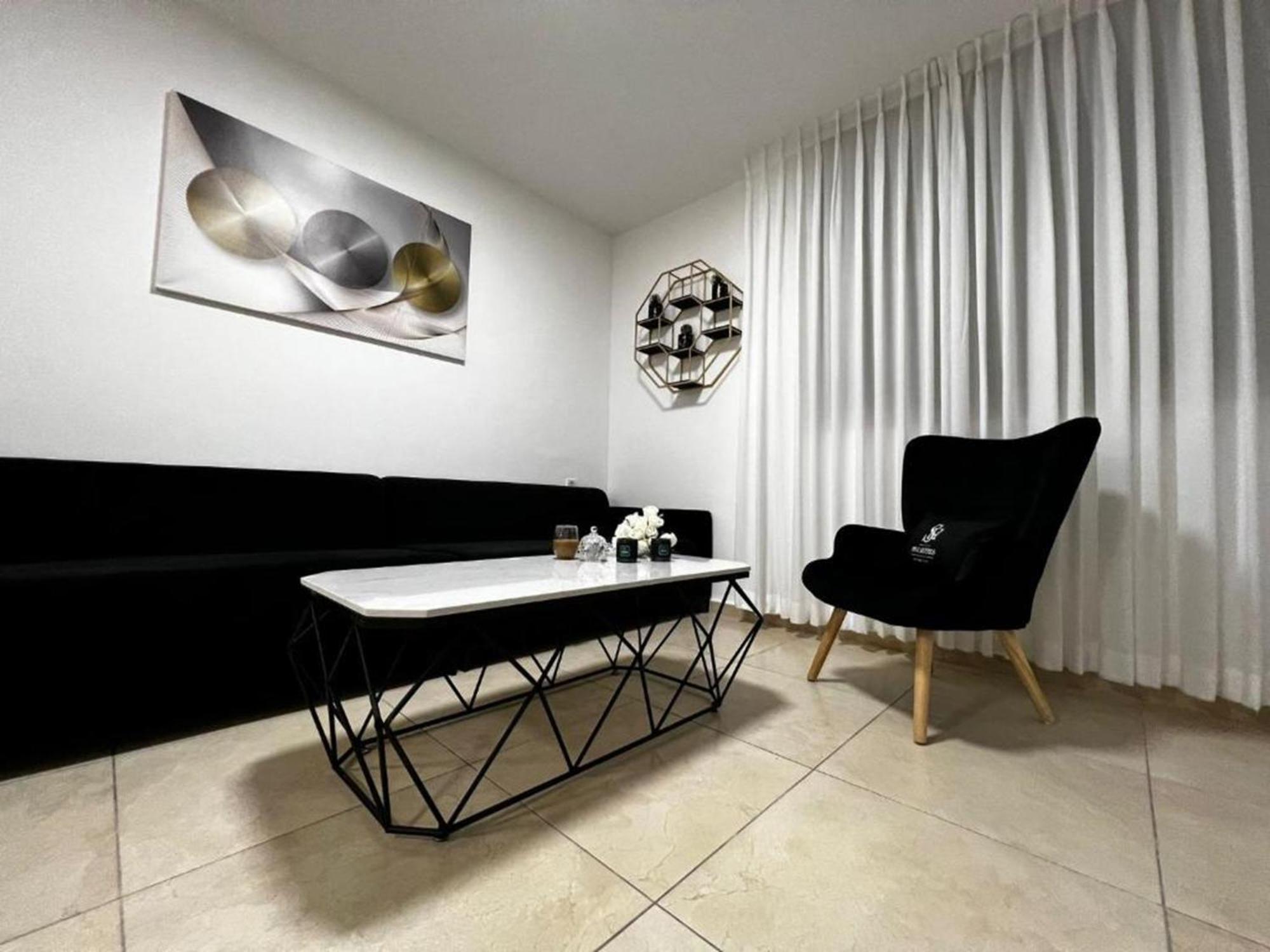 Spat Vip Apartment บัตยัม ภายนอก รูปภาพ